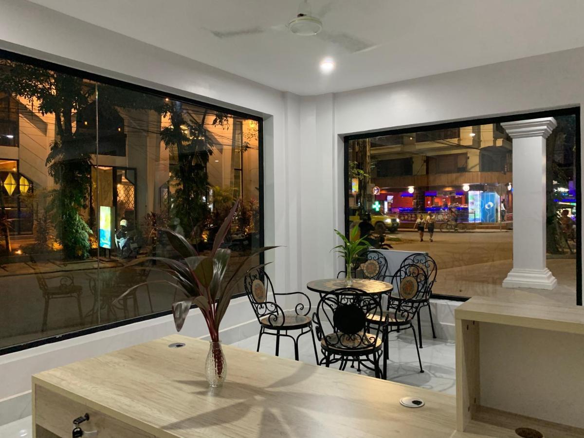 Nico'S Hotel And Skybar Сиемрип Экстерьер фото