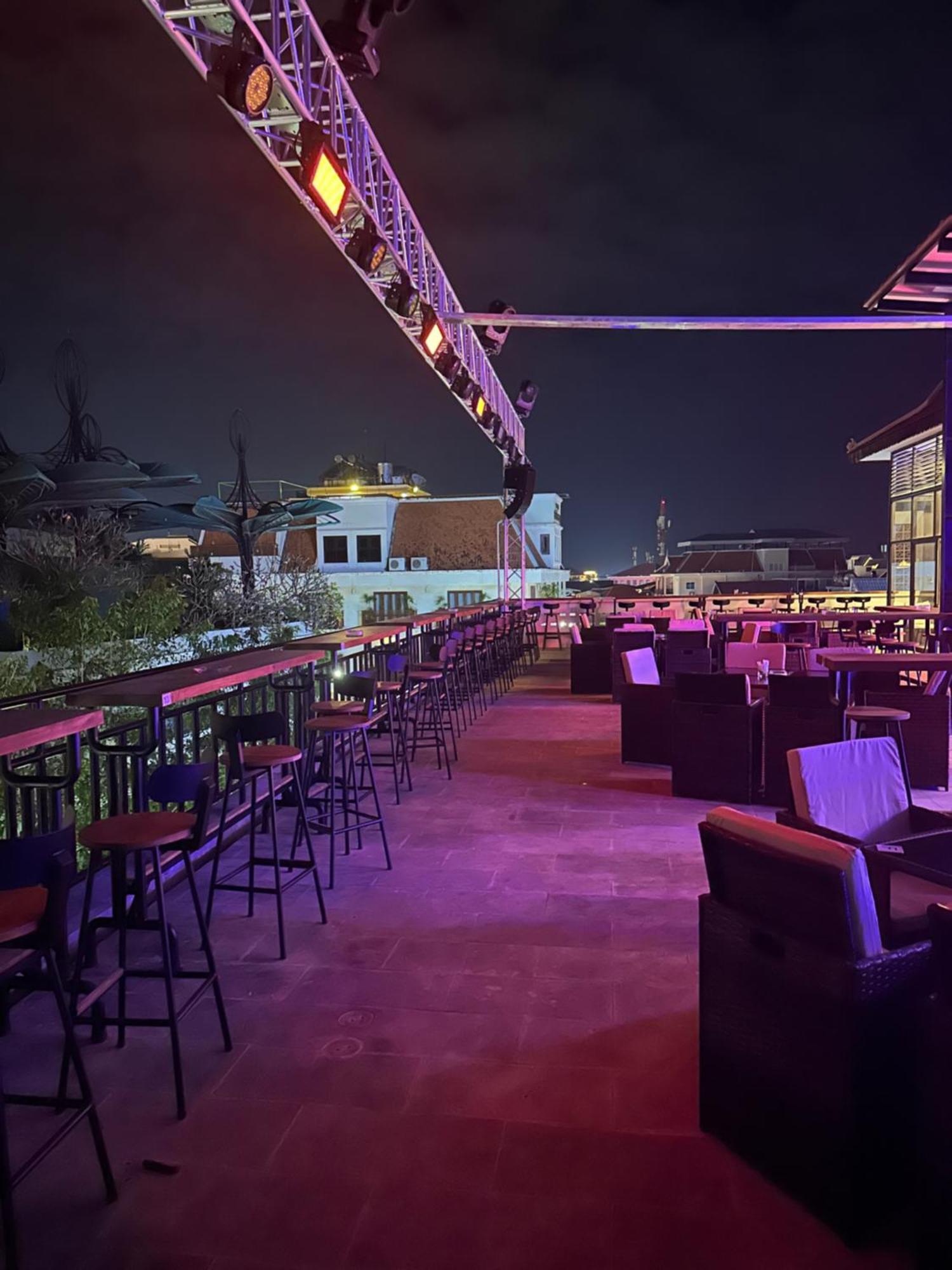 Nico'S Hotel And Skybar Сиемрип Экстерьер фото